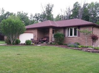 9040 Tiffany Dr, North Royalton, OH 44133