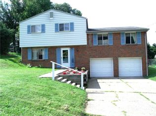 126 Surrey Dr, Delmont, PA
