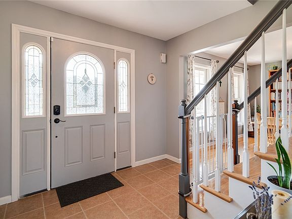 2nd image of 1875 Ellis Hollow Rd