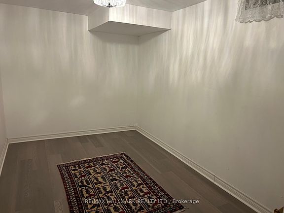 4th image of 531 Reeves Way Blvd #Basement