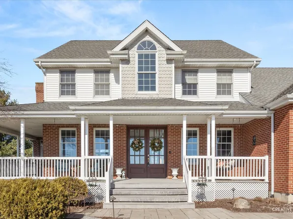 1651 Johnson Rd, Oswego, IL 60543