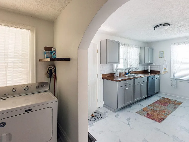 Laundry Room Cabinet