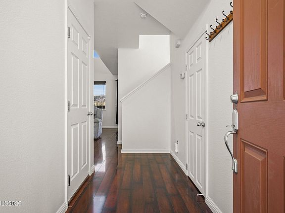 4th image of 9231 Running Dog Cir