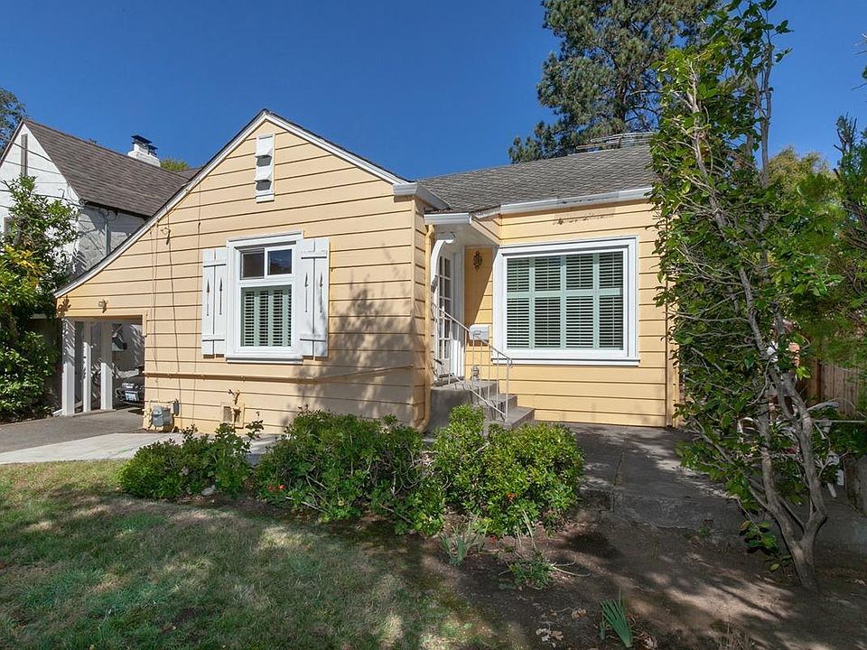 1st image of 19 Agatha Ct