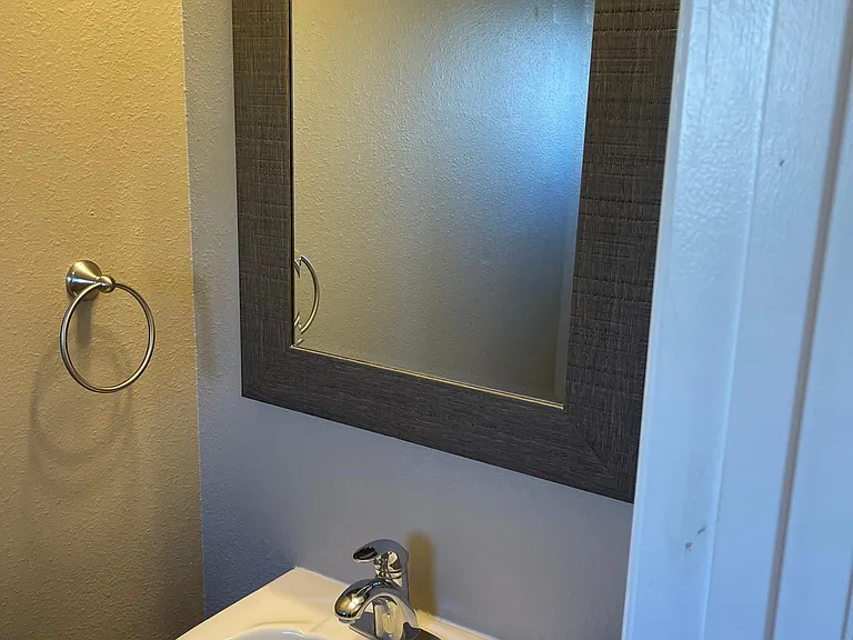3807 Exeter Ln — Photo 13