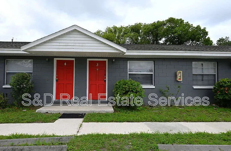 613 Robin Rd #3 — Photo 1