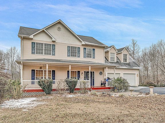 2nd image of 1170 Riverbend Dr