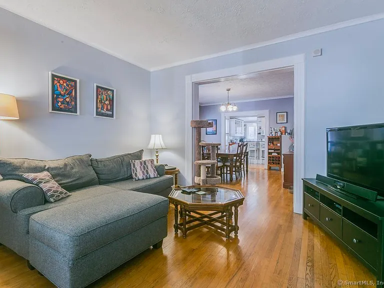 28 Edwards St #1 — Photo 3