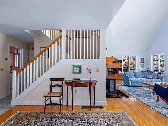 4th image of 191 Woods Point Road