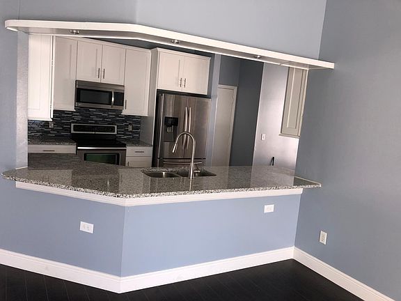 4th image of 4914 Sausalito Ln
