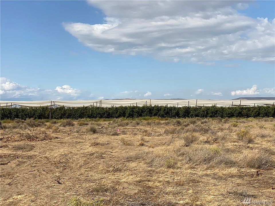 1st image of 818 Desert Aire Dr SW