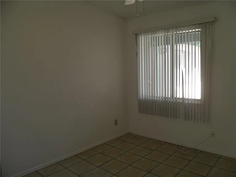 316 Pageant Ct — Photo 8