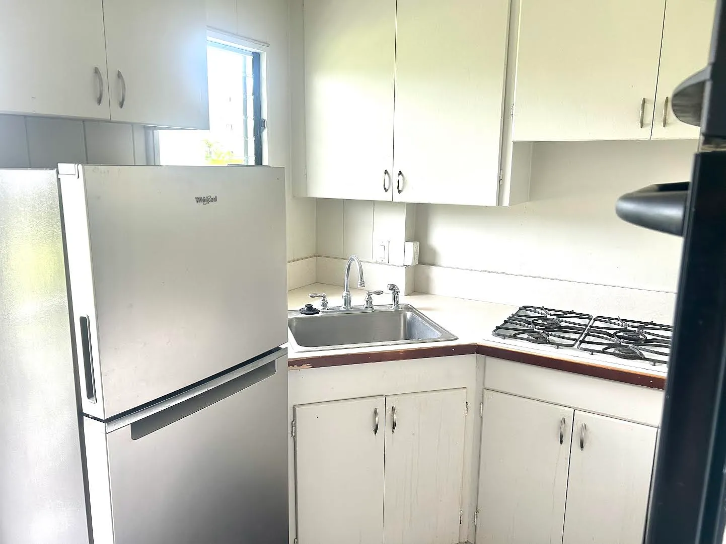 2 bed, 600 sqft, $2,400 — Photo 4