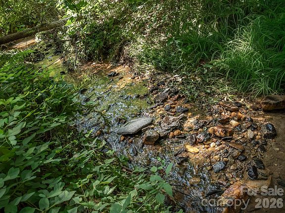 3rd image of 473 McEntire Rd