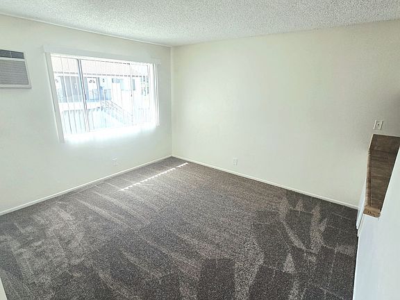 4th image of 1119 W Princeton St APT 23