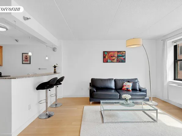 516 West 47th Street S4M image 1 of 5
