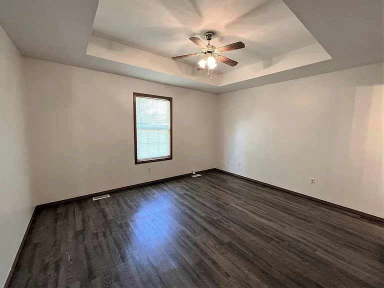 125 W Wade St — Photo 10
