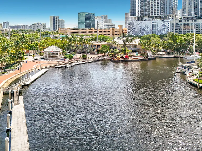 610 W Las Olas Blvd #1819N — Photo 76
