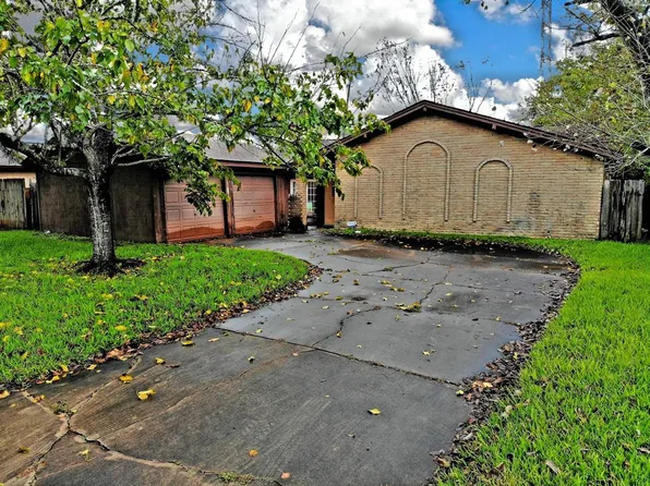 11906 Sagedowne Ln, Houston, TX 77089