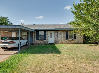1308 Mockingbird St, Iowa Park, TX 76367