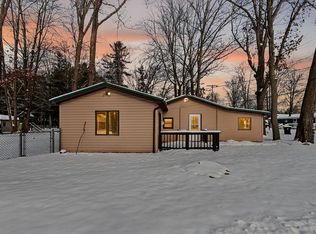 4260 S Lake Dr, Beaverton, MI 48612