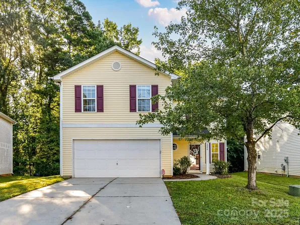 3906 Fernledge Ct, Charlotte, NC 28269