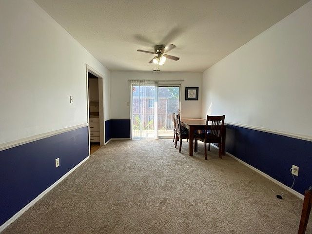 1st image of 927 Hoover Village Dr APT C