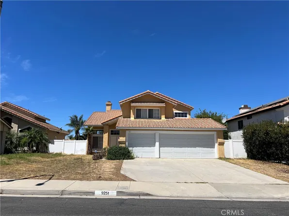 9251 Middlefield Dr, Riverside, CA 92508