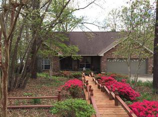 11 Powe Rd, Purvis, MS 39475