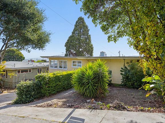 3rd image of 521 Sea View Dr