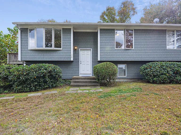 17 Clara Ln #B — Photo 24
