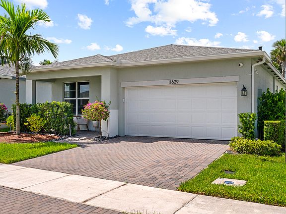 2nd image of 11629 SW Lyra Dr