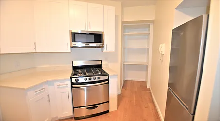 Rented by Manhattan Realty Group