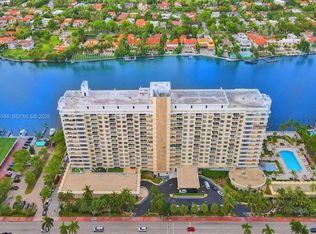 5600 Collins Ave APT 17V, Miami Beach, FL 33140