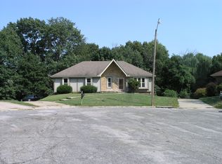 1804 SW Bird Ct, Blue Springs, MO 64015