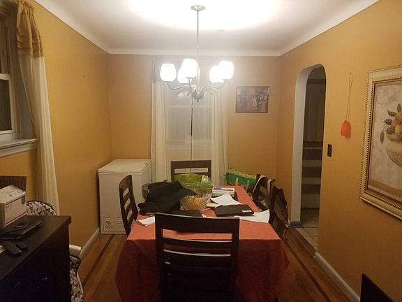 3rd image of 1048 E 233rd St