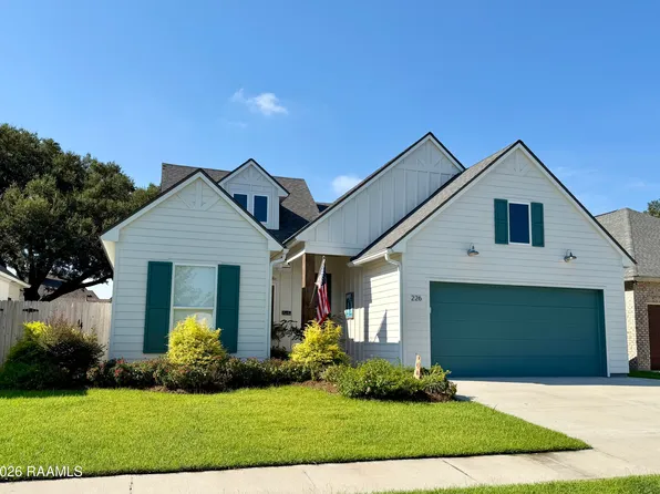 226 Treescape Dr, Lafayette, LA 70508