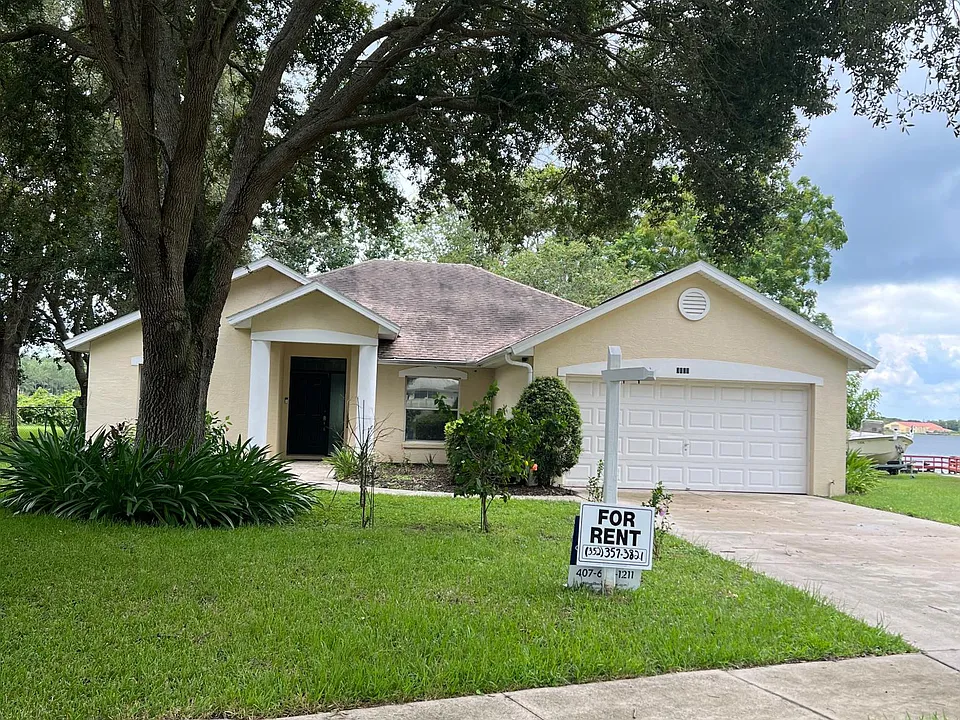3808 Bayshore Cir
