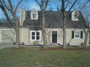 330 California St, Lawrence, KS 66044