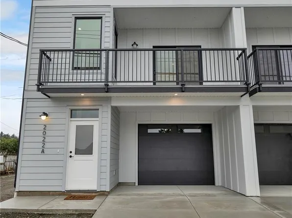 2022A Galerno Rd, Campbell River, BC V9W 1J5