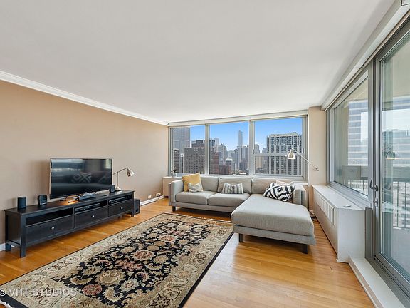 5th image of 1255 N Sandburg Ter Unit 2901