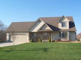 31696 Olmstead Rd, Rockwood, MI 48173