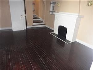 2nd image of 8868 Manor St