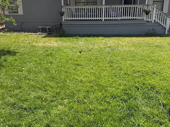 15 Dixie Ct, Round Mountain, NV 89045