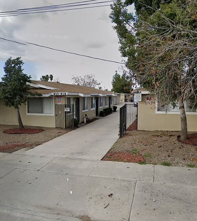 1st image of 918 E Whittier Ave #918