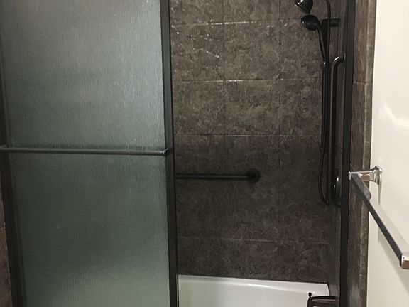 4th image of 964 Nicklaus Dr