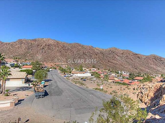 4th image of 528 Patti Pl