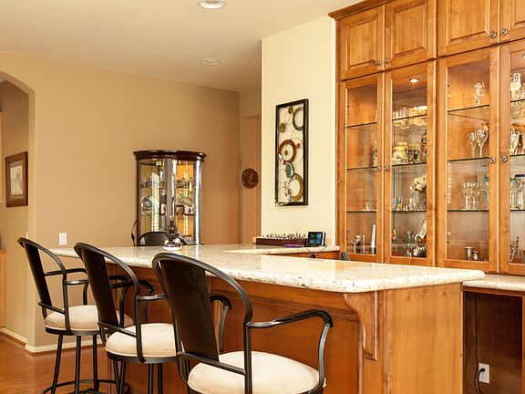 LARGE BAR