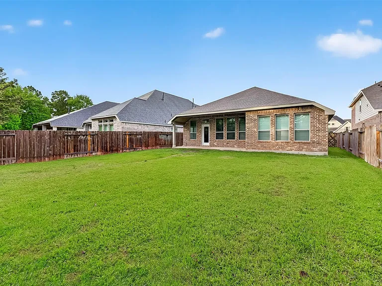 134 S Bearkat Ct — Photo 41