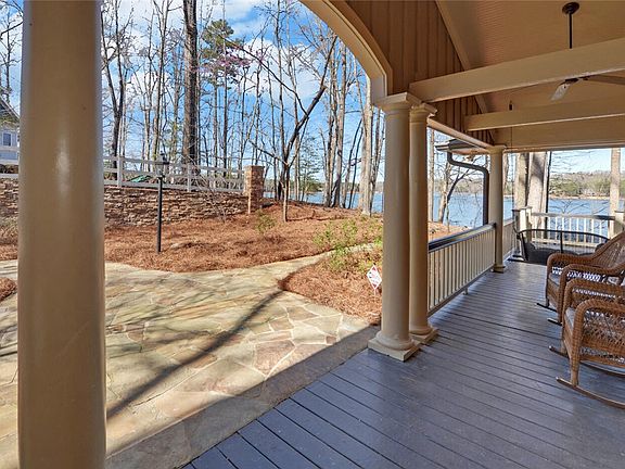 4th image of 114 Blue Ridge Pl